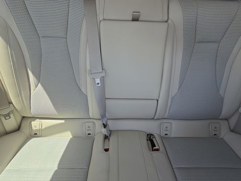 Used 2022 Buick Envision Preferred FWD image 10