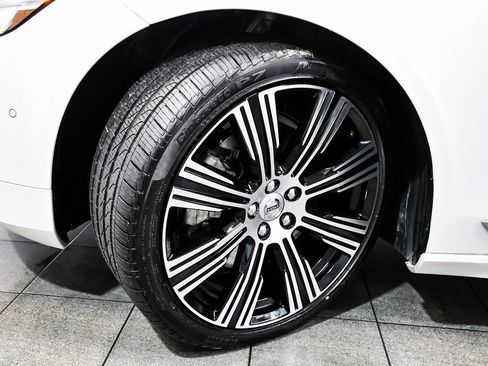 Used 2023 Volvo S90 B6 Ultimate w/ Protection Package image 7