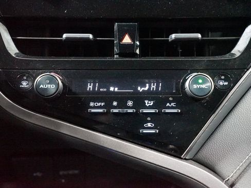 Certified 2023 Toyota Camry SE image 20