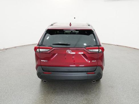 New 2025 Toyota RAV4 XLE image 18