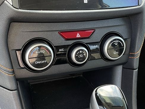 Used 2022 Subaru Crosstrek 2.5i Limited w/ Moonroof Package 2 image 17