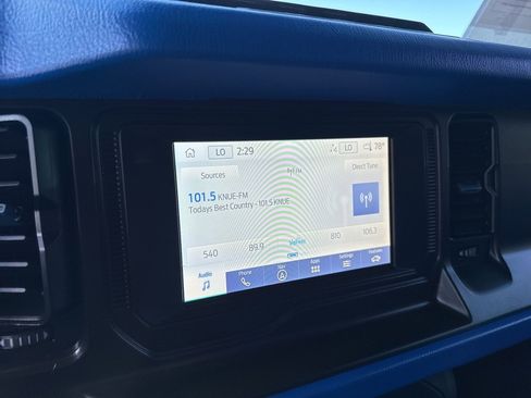 Used 2022 Ford Bronco Wildtrak image 25