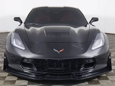 Used 2018 Chevrolet Corvette Stingray Coupe RWD image 10
