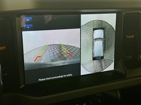 Used 2021 Ford Bronco Badlands image 20