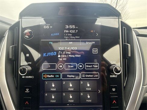 Used 2025 Subaru Crosstrek 2.0i Premium image 16