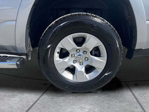 Used 2025 RAM 1500 Big Horn AWD/4WD image 35