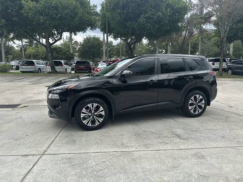 Used 2023 Nissan Rogue SV FWD image 20
