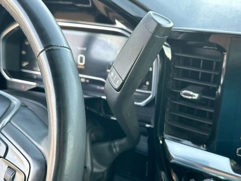 Used 2024 GMC Sierra 1500 SLT image 20