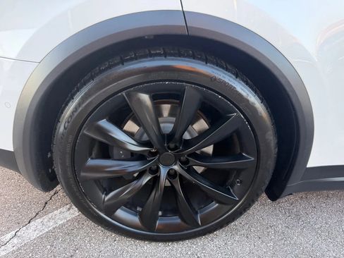 Used 2018 Tesla Model X 100D image 57