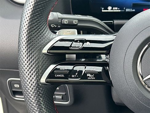 Certified 2025 Mercedes-Benz GLA 250 image 27