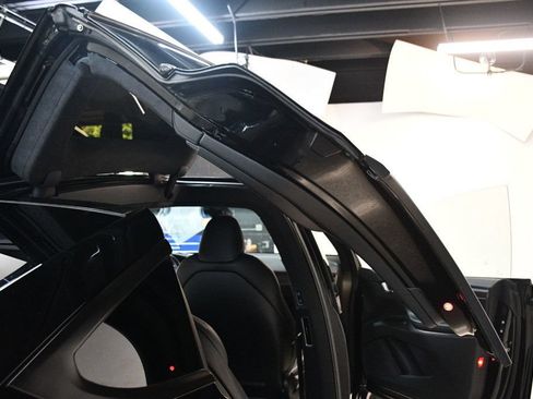 Used 2020 Tesla Model X Performance AWD/4WD image 25