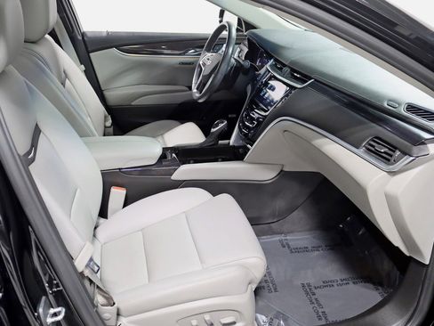 Used 2016 Cadillac XTS Luxury w/ Driver Awareness Package AWD/4WD image 32