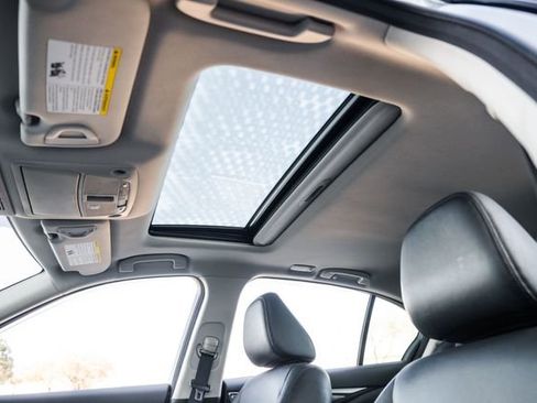 Used 2015 INFINITI Q50 Premium w/ Navigation Package image 26