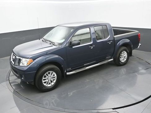 Used 2019 Nissan Frontier SV image 32