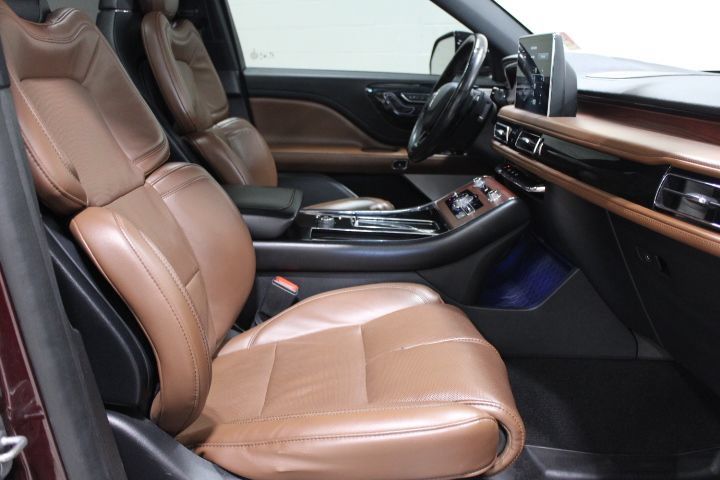 Used 2022 Lincoln Aviator Reserve w/ Equipment Group 201A AWD/4WD image 29
