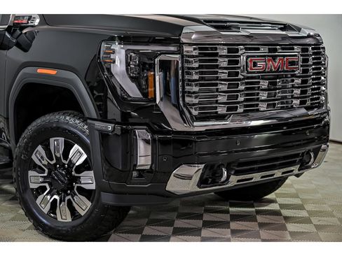 New 2026 GMC Sierra 2500 Denali w/ Denali Reserve Package AWD/4WD image 2