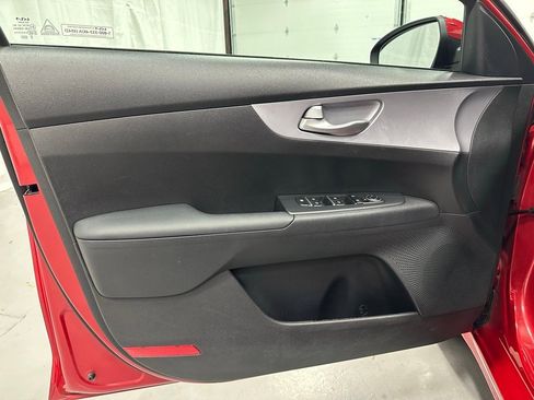Used 2024 Kia Forte LXS image 8