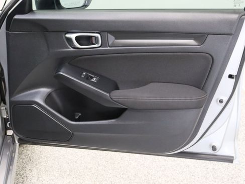 Used 2025 Honda Civic Sport image 33