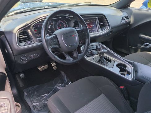 Used 2021 Dodge Challenger R/T Scat Pack w/ Driver Convenience Group RWD image 14