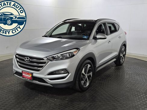Used 2018 Hyundai Tucson Limited w/ Ultimate Package 02 AWD/4WD image 3