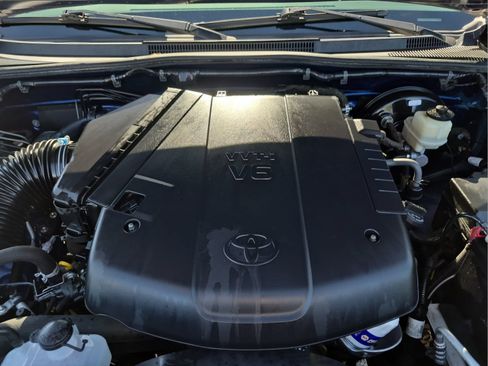 Used 2015 Toyota Tacoma PreRunner RWD image 22