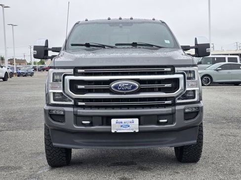 Certified 2022 Ford F250 Platinum AWD/4WD image 2