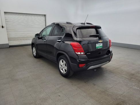 Used 2019 Chevrolet Trax LT w/ LT Convenience Package image 5