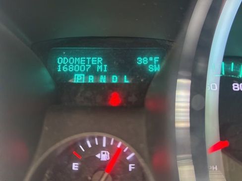 Used 2011 Chevrolet Traverse LT w/ Personal Connectivity Package AWD/4WD image 15