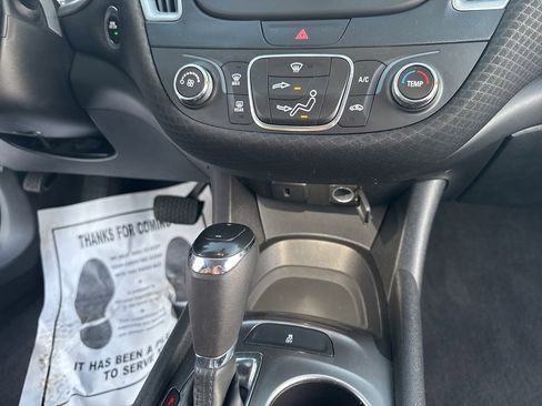 Used 2017 Chevrolet Malibu LS image 13