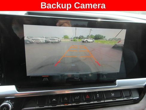 Used 2022 GMC Sierra 1500 SLT w/ SLT Premium Package AWD/4WD image 16