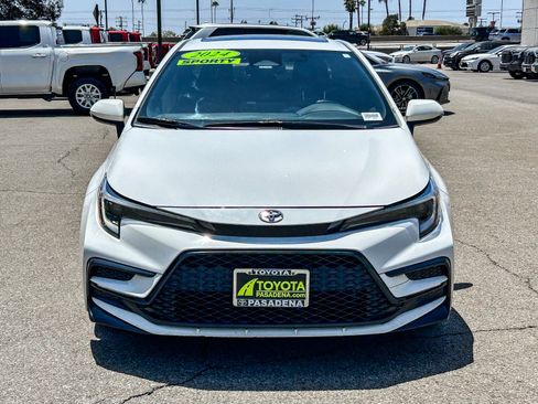 Used 2024 Toyota Corolla SE w/ SE Premium Package FWD image 2