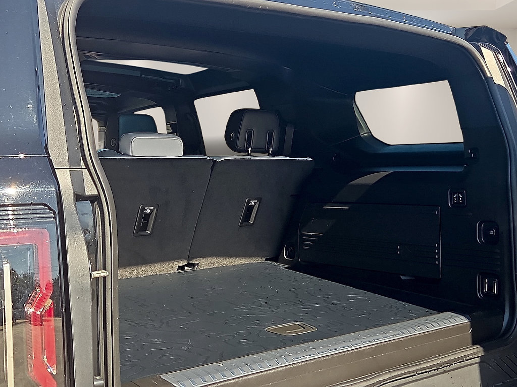 Used 2024 GMC Hummer EV 2X w/ Extreme Off-Road Package AWD/4WD image 10