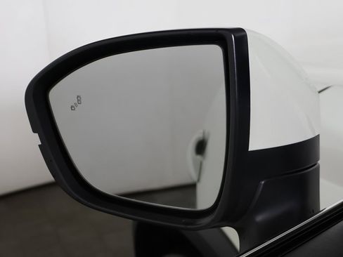 Used 2023 Nissan Pathfinder SL w/ Cargo Package image 35