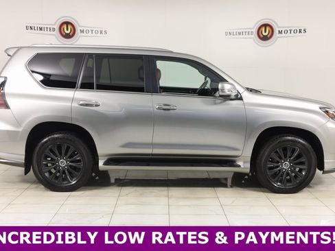 Used 2023 Lexus GX 460 Luxury w/ Sport Design Package image 2