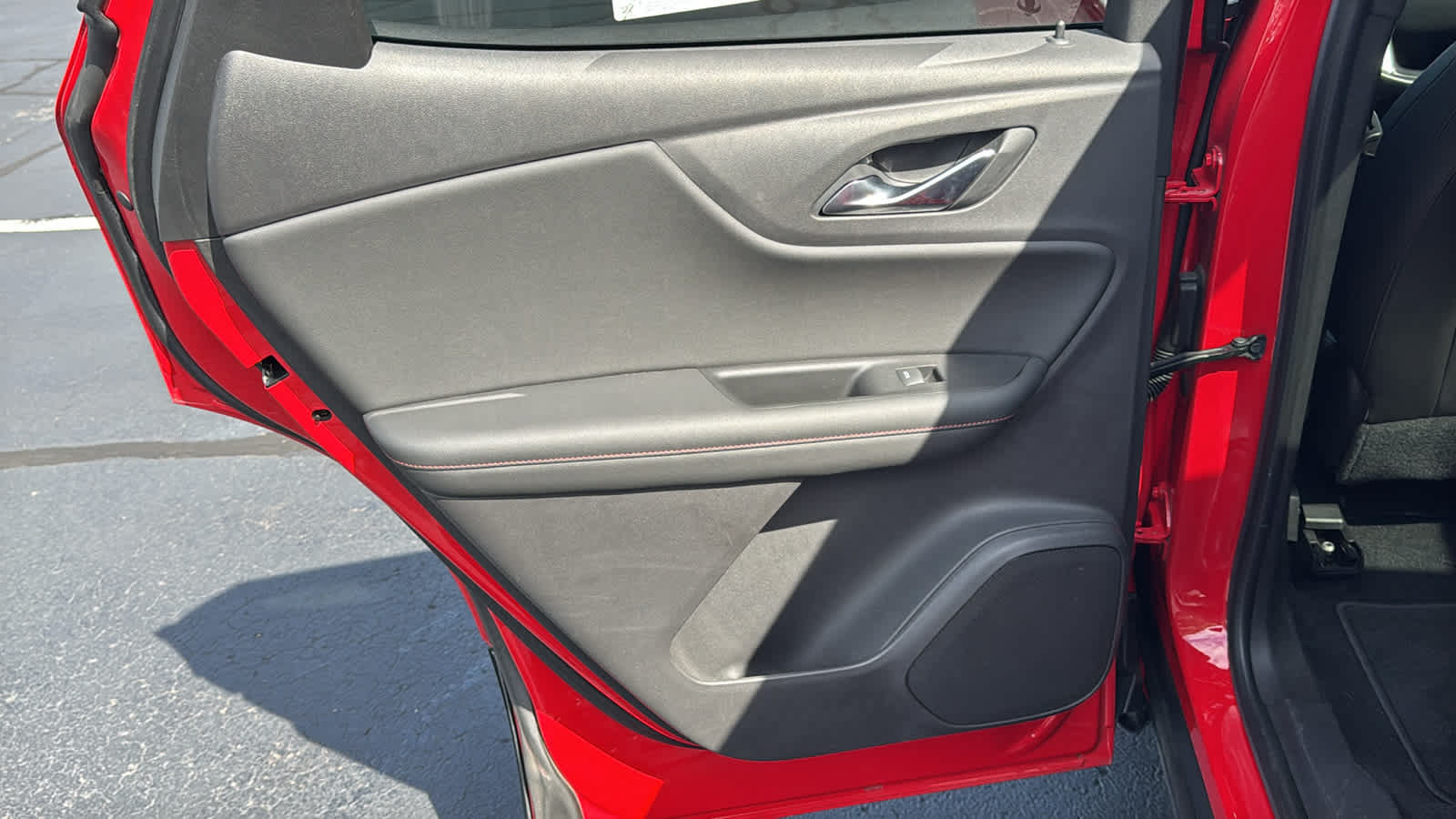 Certified 2019 Chevrolet Blazer RS w/ Sun and Wheels Package FWD image 26