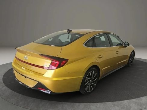 Used 2020 Hyundai Sonata SEL Plus FWD image 2