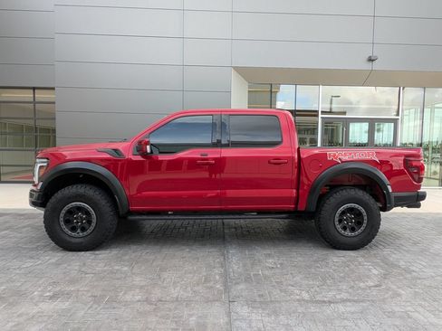 Used 2025 Ford F150 Raptor AWD/4WD image 9