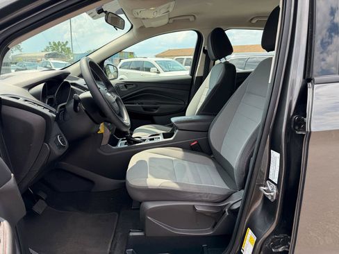 Used 2017 Ford Escape S FWD image 15