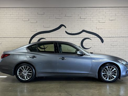 Used 2018 INFINITI Q50 Luxe w/ Essential Package (3.0T Luxe) AWD/4WD image 3