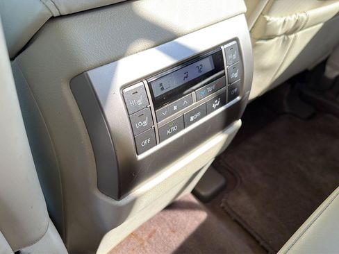 Used 2018 Lexus GX 460 Luxury AWD/4WD image 13