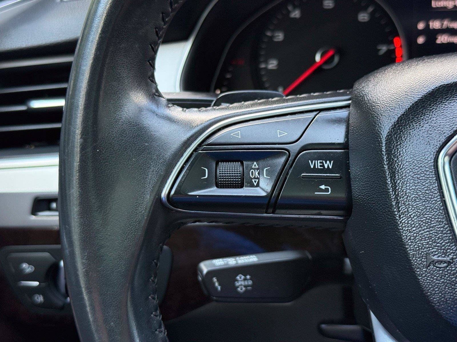 Used 2018 Audi Q7 2.0T Premium AWD/4WD image 37