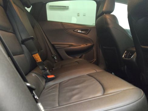 Used 2022 Chevrolet Malibu LT w/ Leather Package FWD image 19