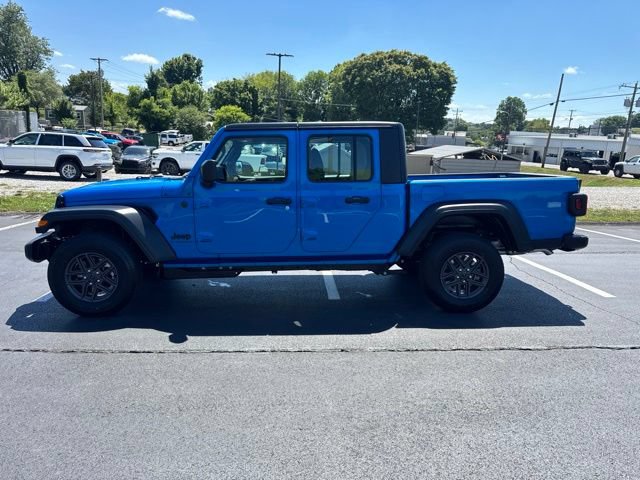 New 2026 Jeep Gladiator Sport AWD/4WD image 4