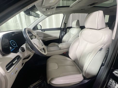Used 2023 Hyundai Palisade Calligraphy w/ Cargo Package image 18
