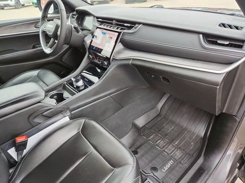 Used 2024 Jeep Grand Cherokee L Limited w/ Trailer Tow Package image 28