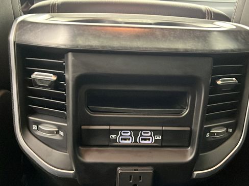 Used 2022 RAM 1500 Big Horn w/ Night Edition AWD/4WD image 24