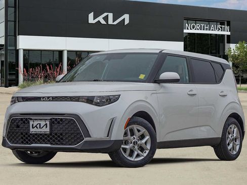 Certified 2024 Kia Soul LX w/ Option Group 015 image 1