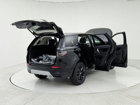 Certified 2025 Land Rover Discovery Sport S image 11
