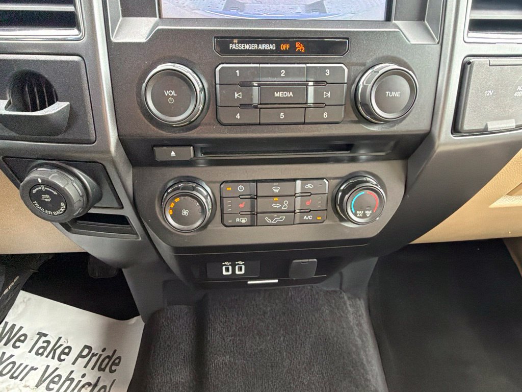Used 2017 Ford F150 XLT w/ Equipment Group 302A Luxury RWD image 37