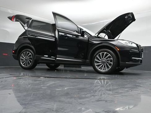 Certified 2023 Lincoln Corsair Reserve AWD/4WD image 54